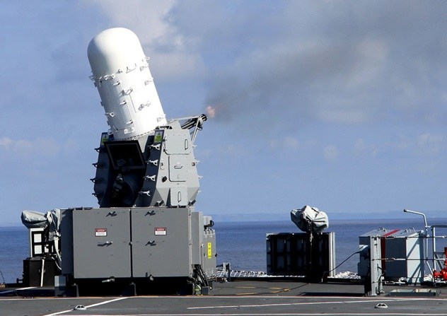 Britain to Name Contractor for Testing Laser Weapon