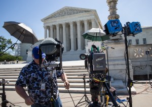 Justice Department offers settlement on Feres case, halting Supreme Court consideration
