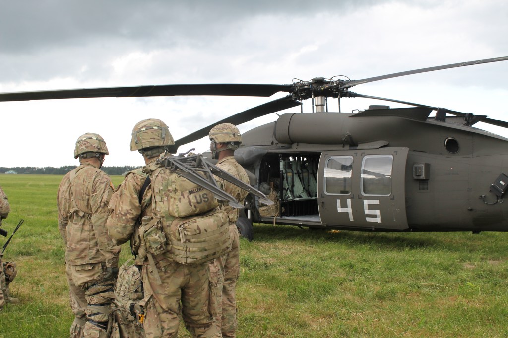 Lockheed, Sikorsky Debut Armed Black Hawk in Poland
