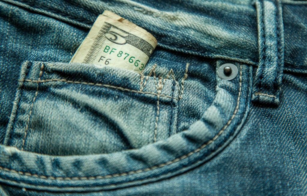 Appropriations bill could fund retroactive federal pay raise
