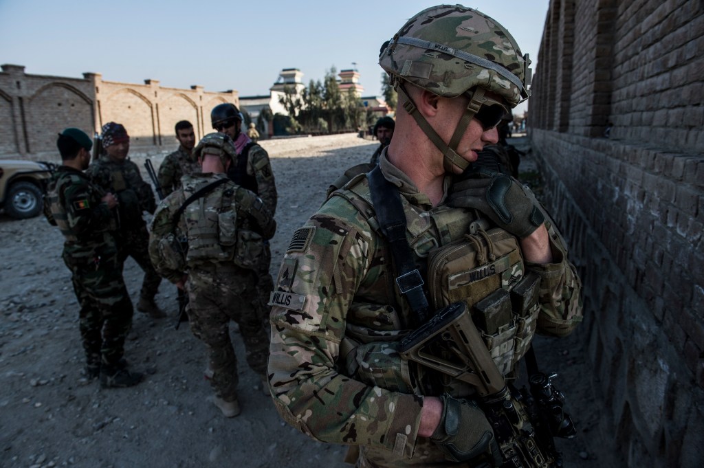 Harris awarded $1.7B radio contract for Afghanistan