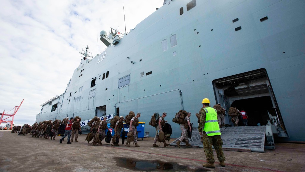 Marines kick off Exercise Hamel with transit aboard Aussie ship
