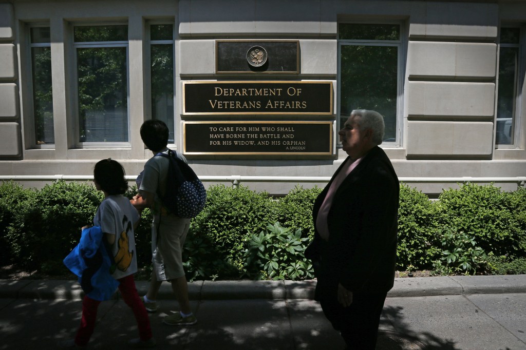 New VA study finds 20 veterans commit suicide each day