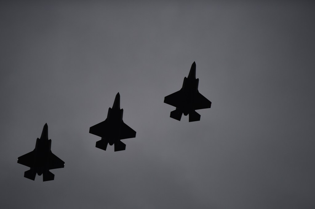Program Head Hints F-35 Contract Could Be Announced at Farnborough