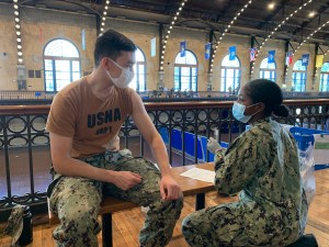 Naval Academy seeks to vaccinate midshipmen for summer training