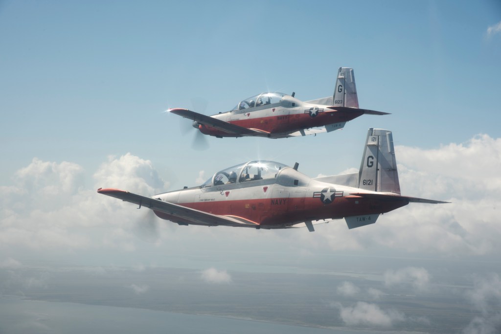 Navy T-6B trainer aircraft crashes in Alabama