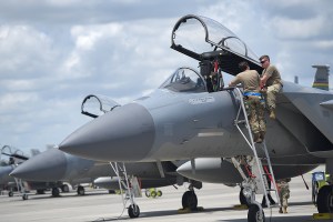 Georgia lawmakers fight plan to close military pilot training center