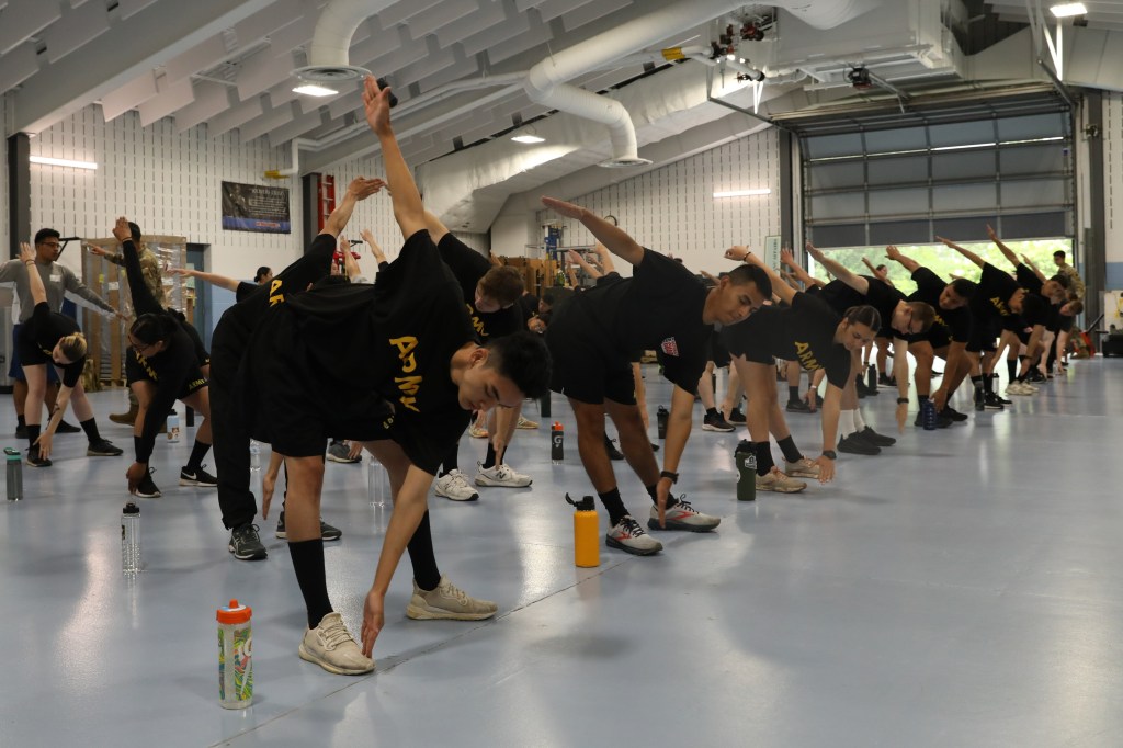 Citing recruiting woes, Army will shed up to 28,000 troops in next year