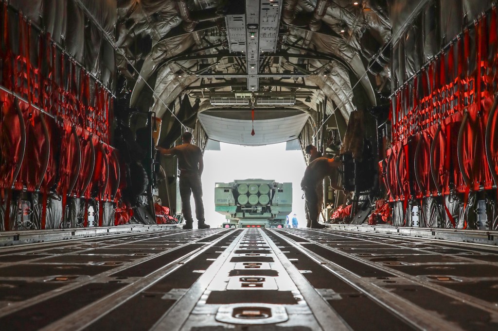 US Army juggles effects of Ukraine, recruiting and inflation on budget
