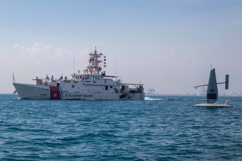 Navy’s Digital Horizon exercise showcases power of ‘mesh networks,’ AI