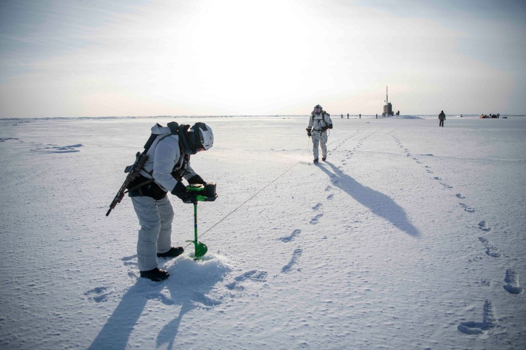US doesn’t want to make Arctic contested battlespace, admiral says