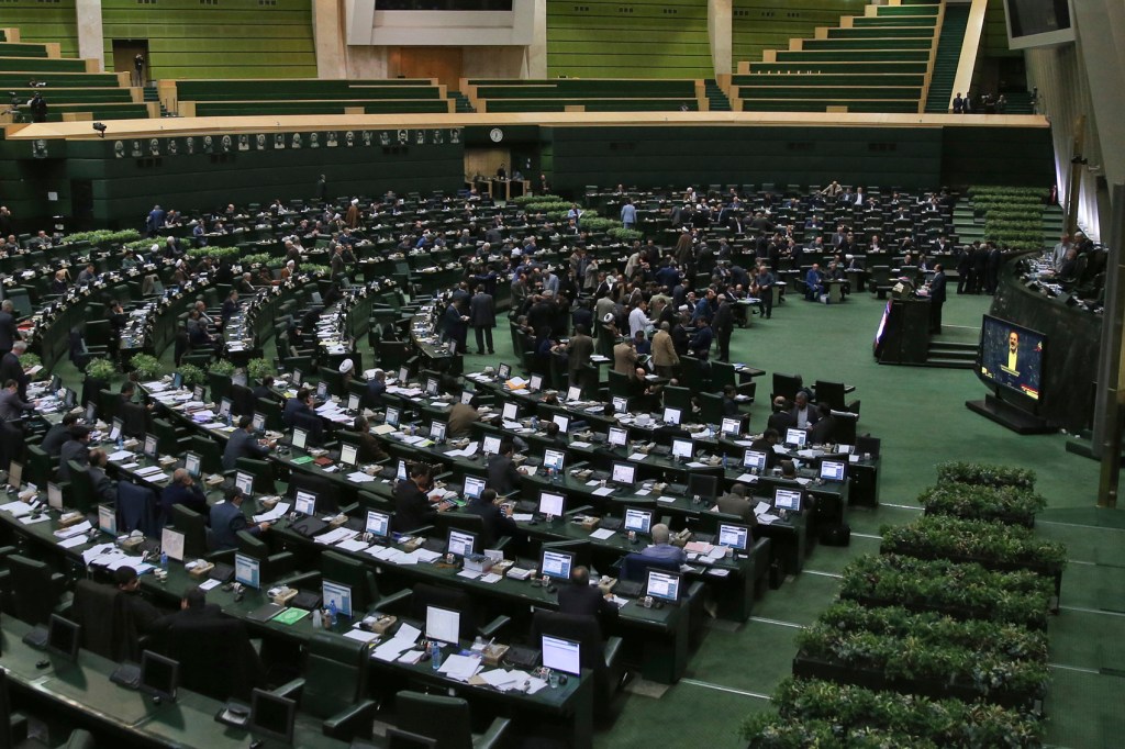 Iran lawmakers raise missile, Guard spending to challenge US
