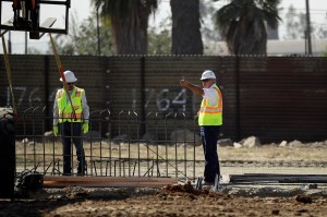 Government gives glimpse of border wall prototype work