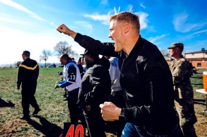 Jets’ McCown, Davis coach military squads in flag football