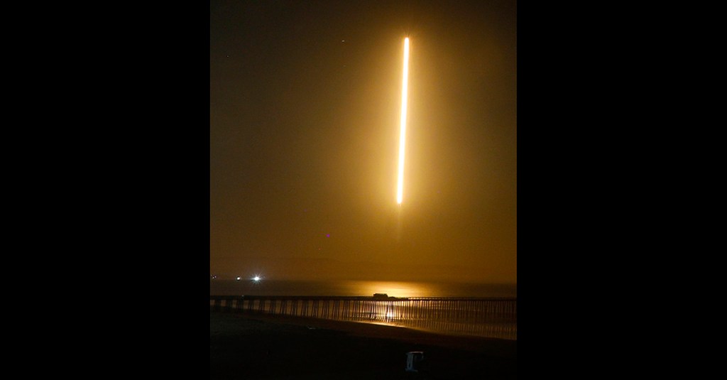 SpaceX launches 10 more Iridium Communications satellites