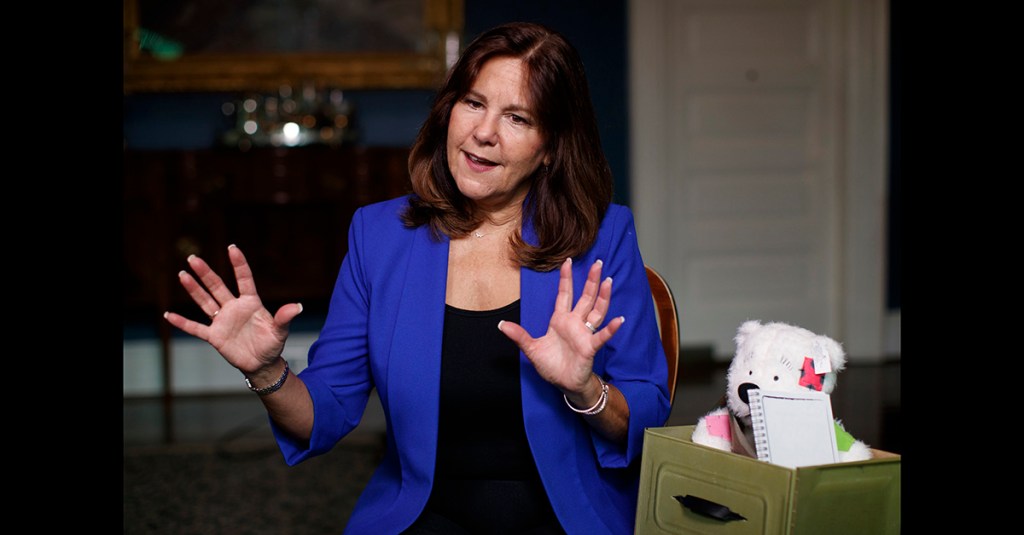 Karen Pence opens campaign to help support military spouses