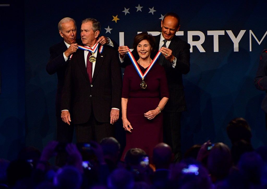 George W. Bush, Laura Bush honored for work with veterans