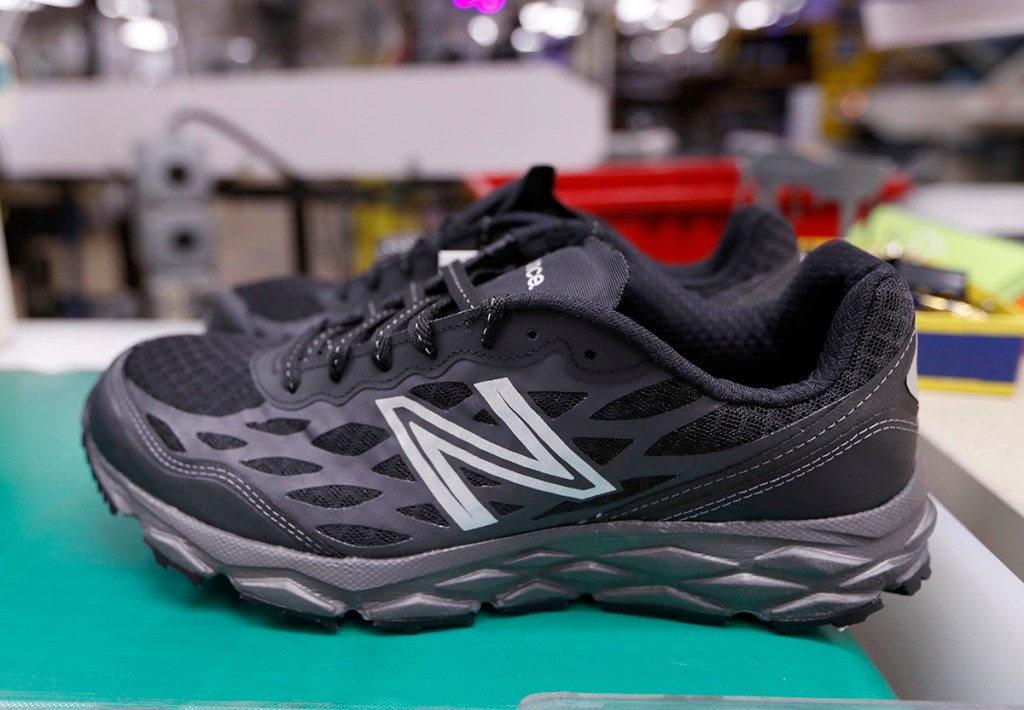Colonel punished for shoplifting shoes at Kuwait PX