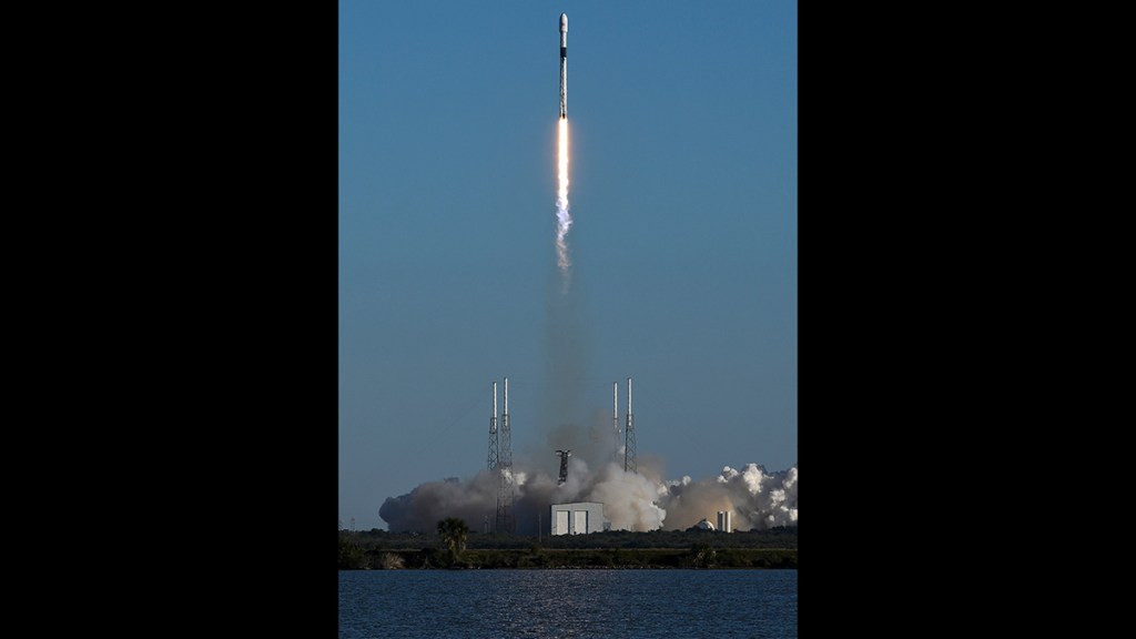 SpaceX launches Air Force’s best GPS yet, ends banner year