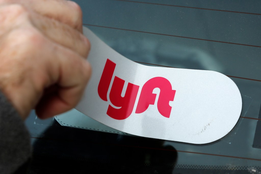 Pentagon hails Lyft exec Martell for AI post
