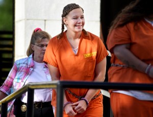 Imprisoned for leaking secrets, woman seeks Trump clemency