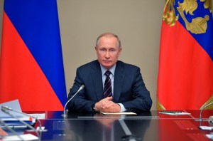 FBI official: Russia wants to see US ‘tear ourselves apart’