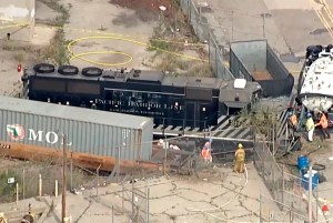Engineer intentionally derails train near Navy hospital ship, says ‘USNS Mercy was suspicious’