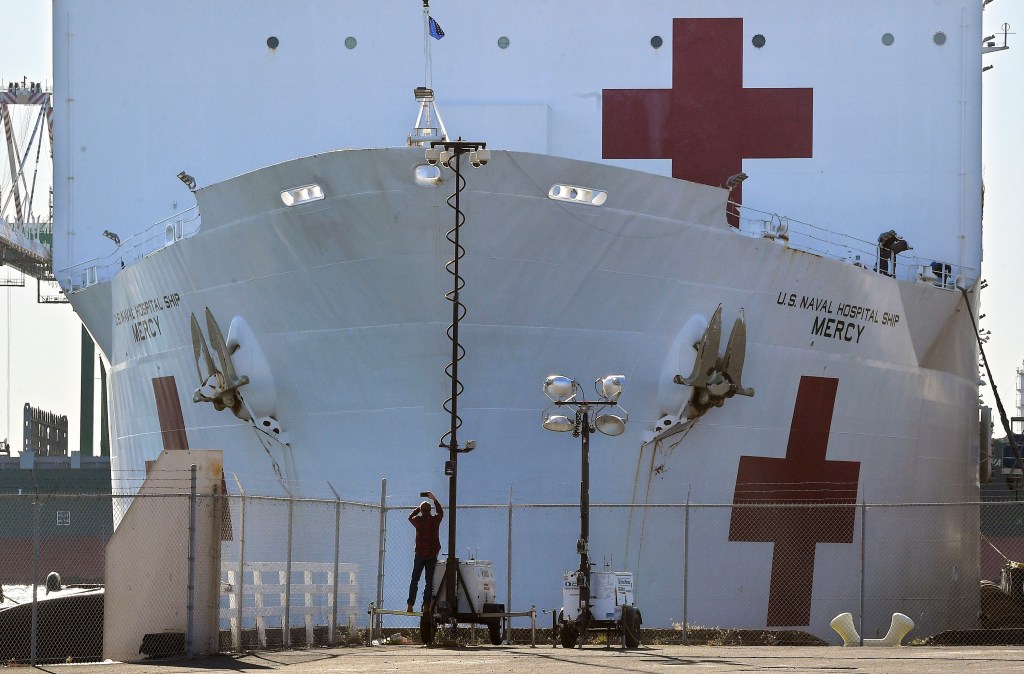 Hospital ship Mercy departs Los Angeles for San Diego