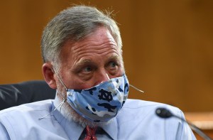 Burr steps aside as Senate intelligence chair amid FBI probe