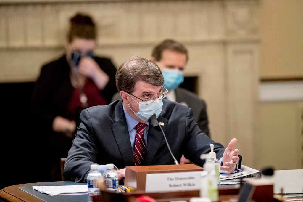 VA says it’ll stop almost all use of unproven drug on vets for coronavirus