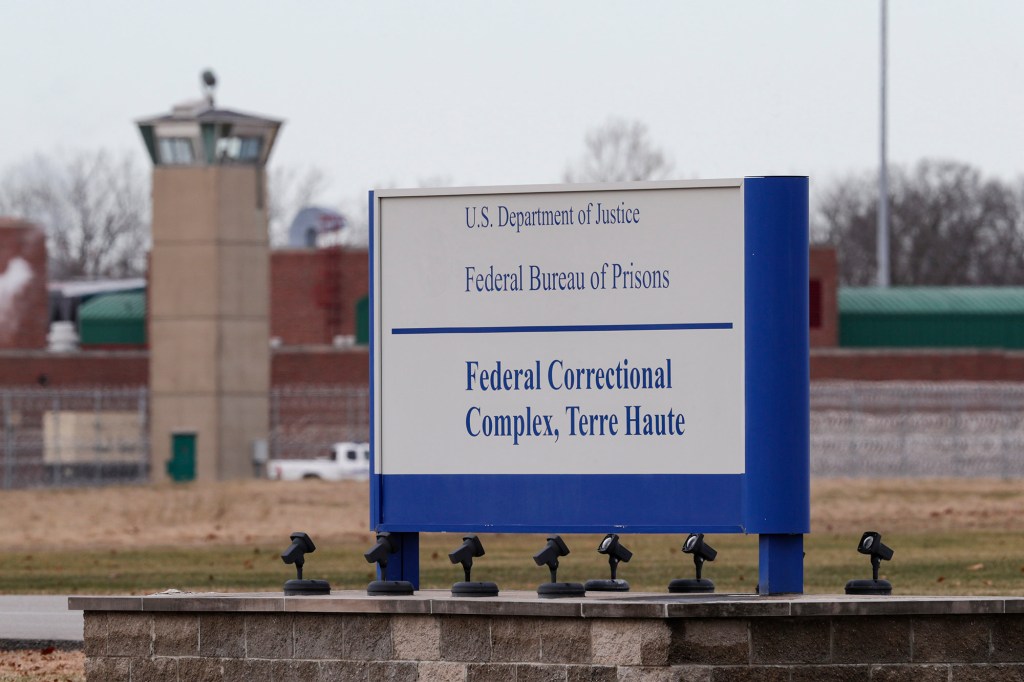 Judge blocks federal executions; administration appeals
