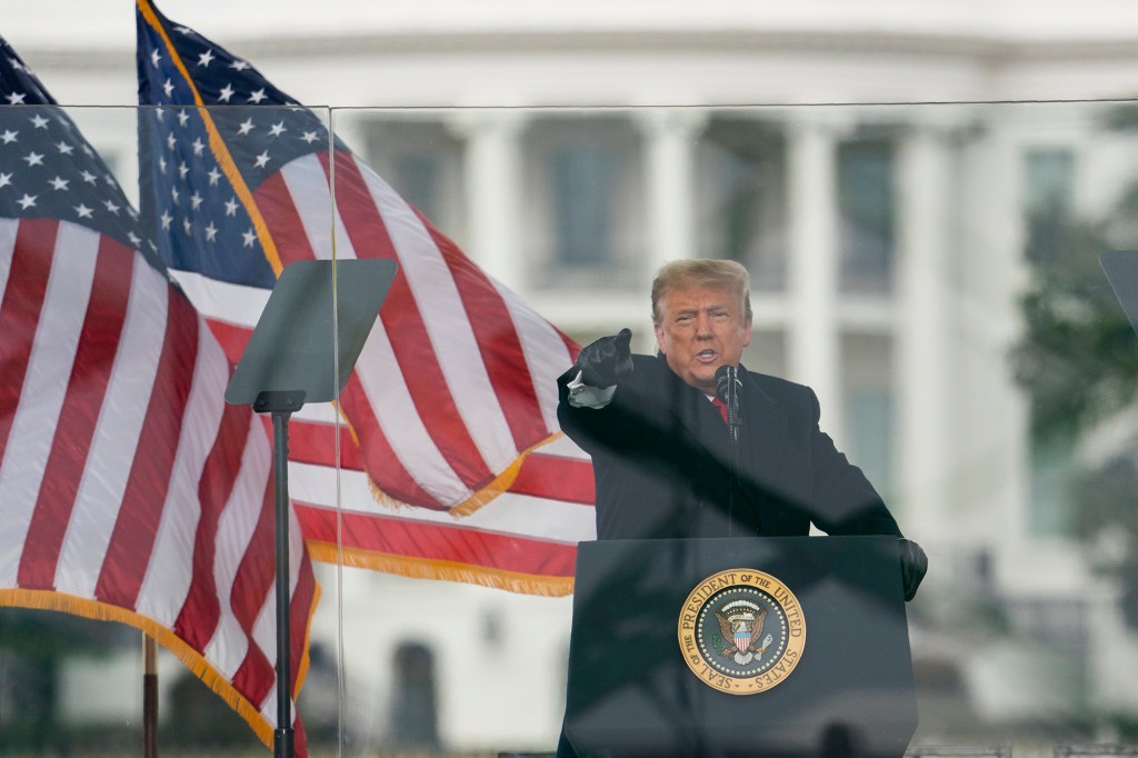 Pelosi asks military leaders to prevent Trump from starting a nuclear war in his final days