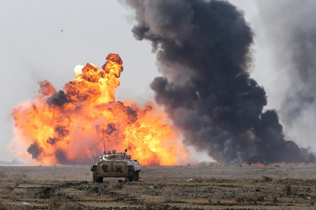 Iran’s Guard begins ground forces drill near Iraqi border