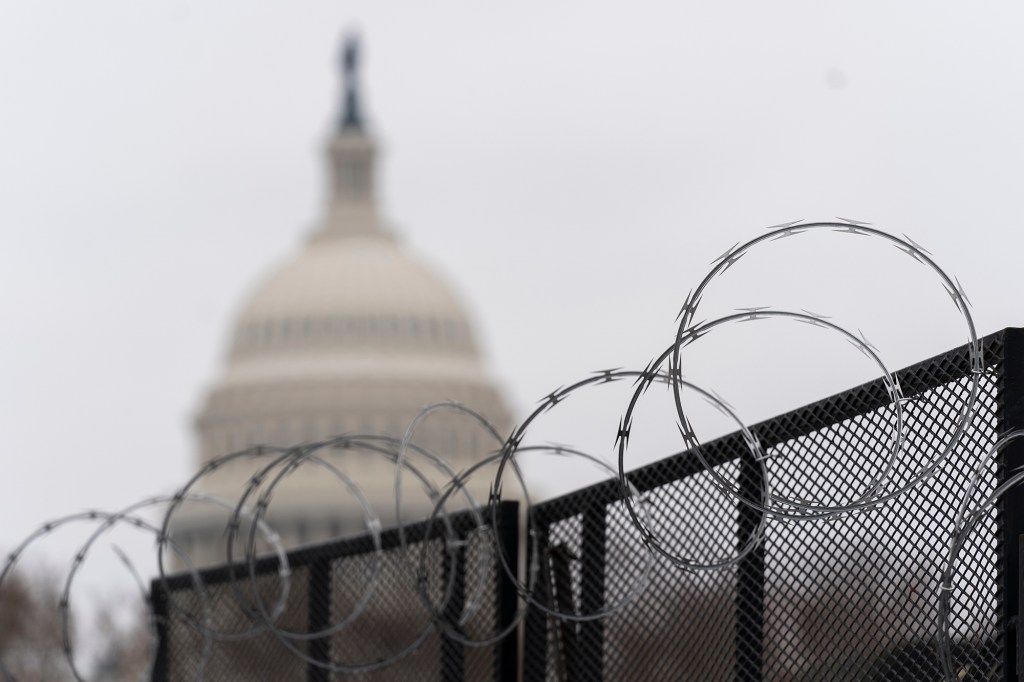 Police suggest keeping Capitol fence for months, source says