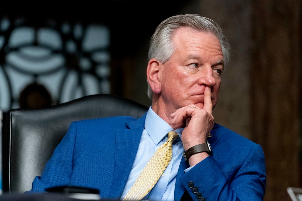 Proposal to end Senate standoff over military promotions goes nowhere