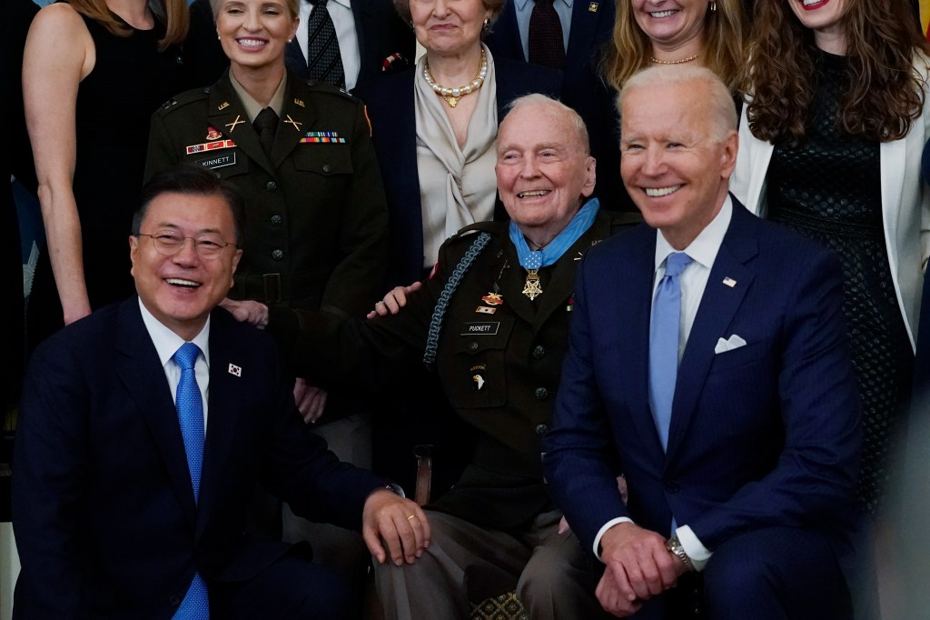 Army Ranger veteran receives Medal of Honor for Korean War heroism