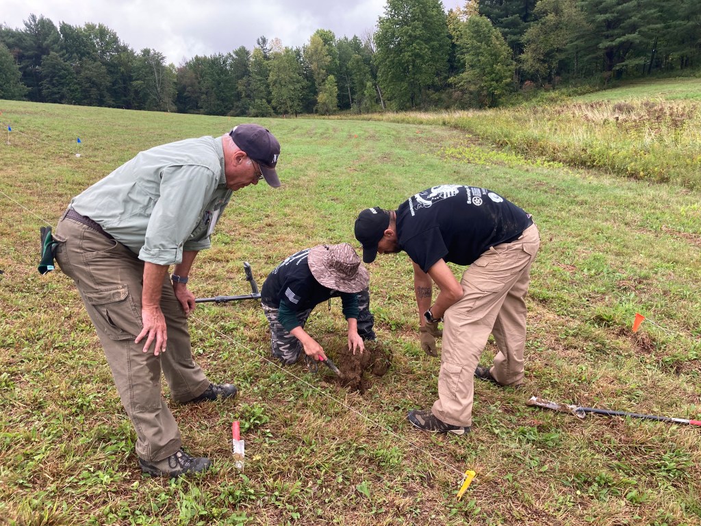 Veterans at Revolutionary battlefield dig find camaraderie