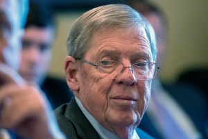 Johnny Isakson, former US senator and veterans advocate, dies