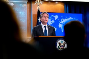 Blinken warns Russia ahead of talks on Ukraine