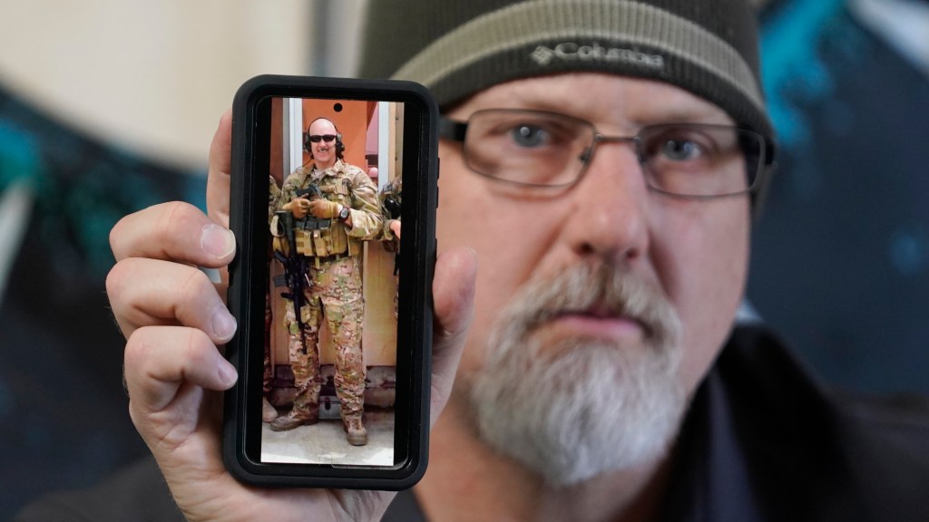 ‘Magic mushrooms’ for therapy? Vets help sway conservatives
