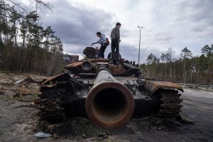 Lithuania to lay antitank mines along its borders with Belarus, Russia