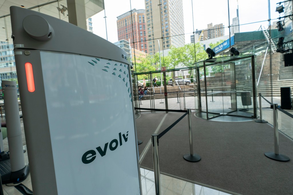 VA hospitals pay for AI weapons scanners testers say are error-prone