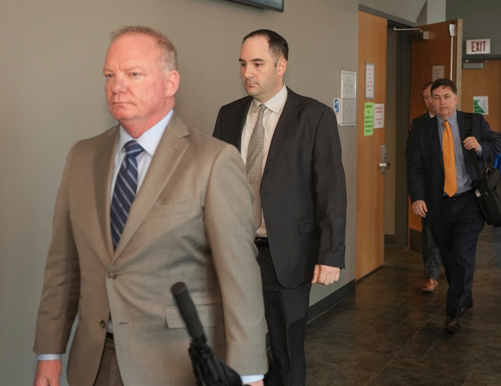 Army to discharge sergeant convicted of murdering  Air Force veteran