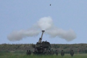 US, Filipino forces show firepower at sea amid China tension
