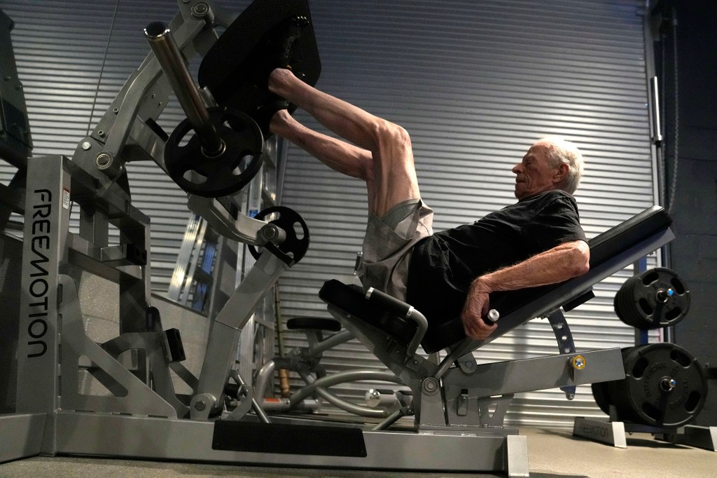 Florida center says exercise, community help veterans heal old injury