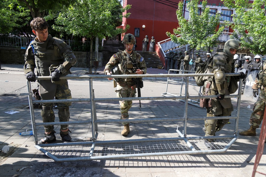 NATO to send 700 more troops to Kosovo to help quell violent protests