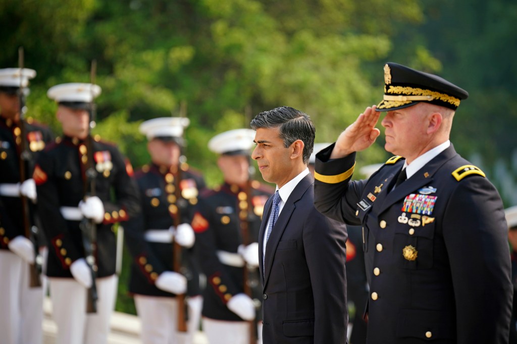 Biden, Sunak vow to stick together on Ukraine