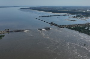 Drone footage of collapsed Ukrainian dam counters Russian narrative
