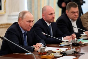 Putin threatens to seize more of Ukraine to block border attacks