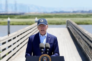 Biden hosts forum on artificial intelligence with tech leaders